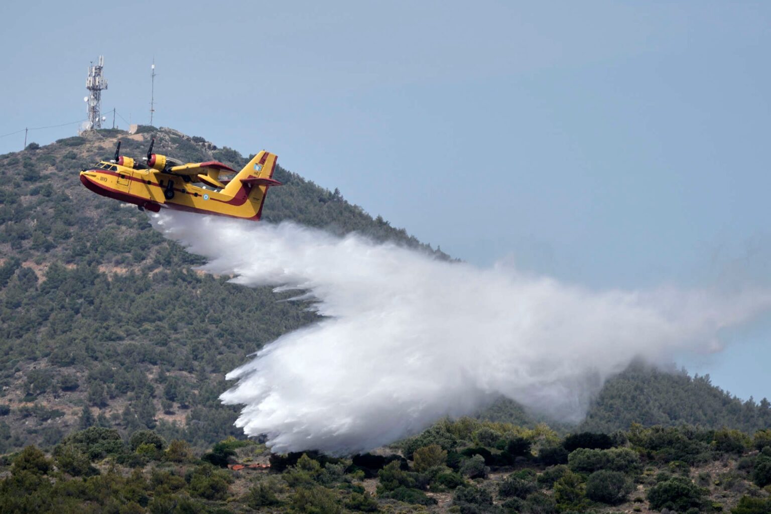 Greece beefs up firefighting prowess for blazing summer Greece beefs up firefighting prowess for blazing summer