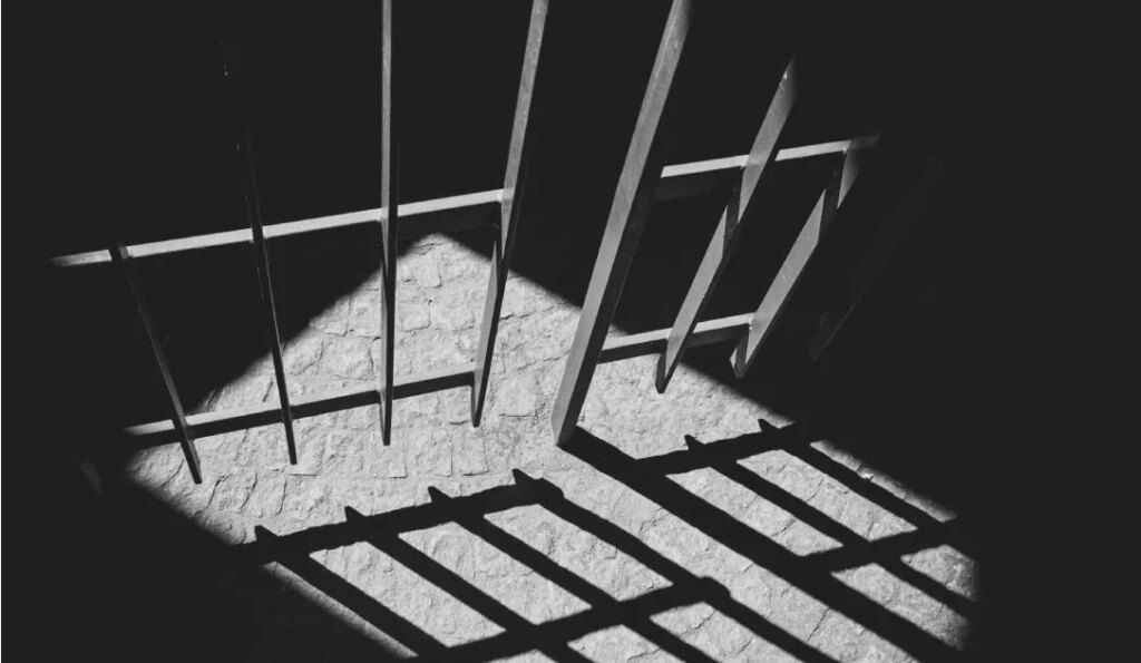 US extradites Kosovo national charged in operating illegal online marketplace