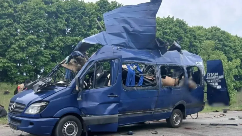 Russian drone strike on civilian bus in Sumy kills 9, injures 7 Russian drone strike on civilian bus in Sumy kills 9, injures 7