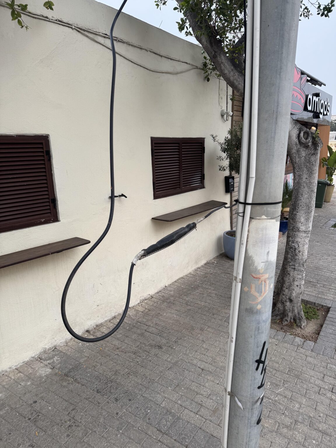 Taxbiex offering free electrocution services outside Amigos!