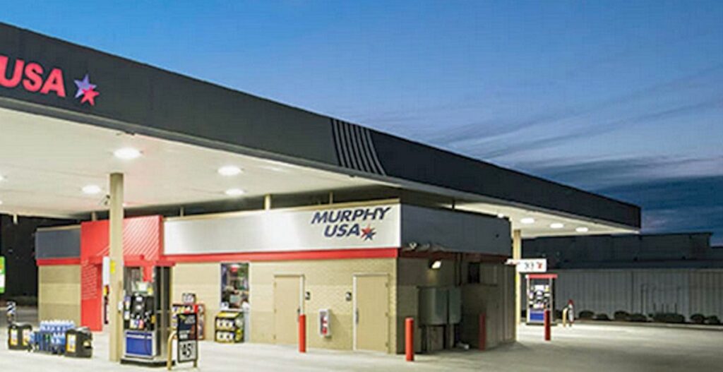 Murphy USA sees lower revenues, profits due to 'flat' price environment, storms