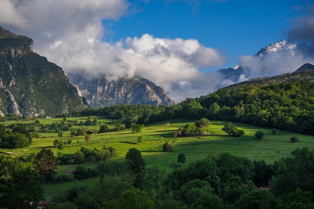 Portuguese photographer here. Just visited Picos da Europa and wanted to share a few photos of this wonderful place. Portuguese photographer here. Just visited Picos da Europa and wanted to share a few photos of this wonderful place.