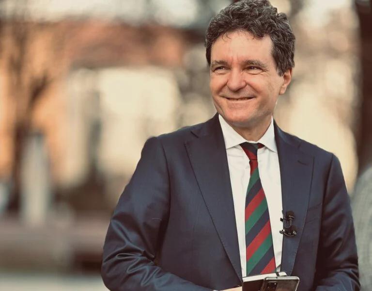 Pro-EU Candidate Nicușor Dan Won the Romanian Presidential Elections