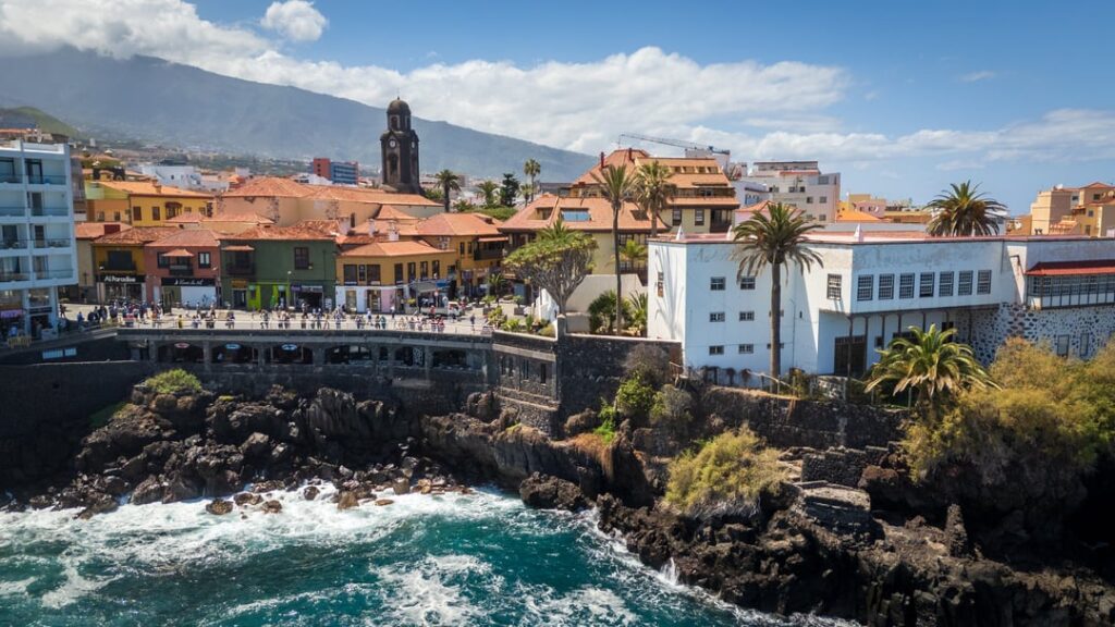 I have lived in Tenerife for 3 years and I have been photographing the island all this time.