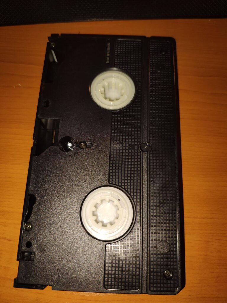 KASTA - USB ILI CD