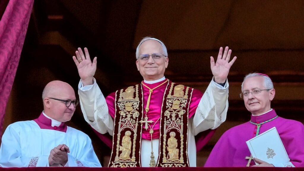 New pope chose his name based on AI’s threats to “human dignity” | Pope Leo XIV warns AI could threaten workers as industrial revolution did in the 1800s.