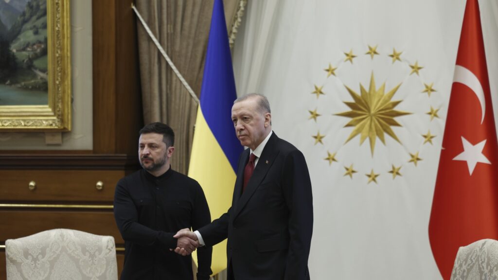 Zelenskyy arrives in Turkey for Russia talks, without Putin : NPR