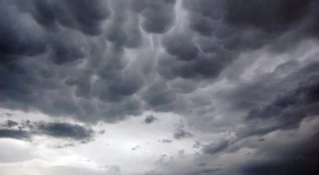 Heavy rain and lightning strikes in Kosovo today