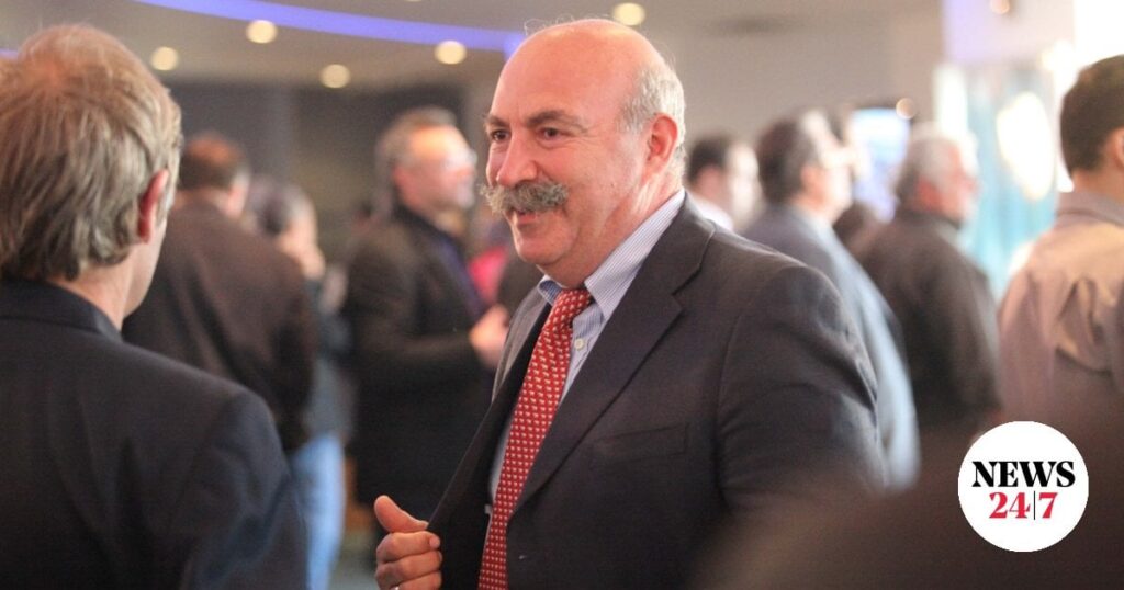 Christos Mauritius was arrested for attempting to bribery Areopagite