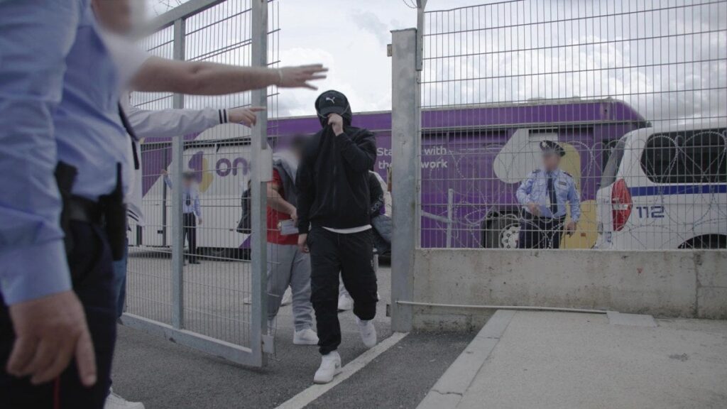 Britain planning EU-wide deal to deport foreign criminals