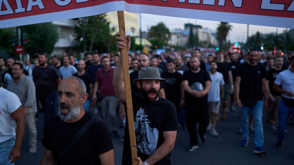 Video. Greece: Thousands protest over US strikes on Iran nuclear sites