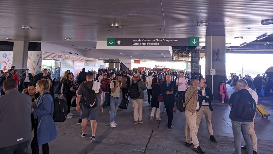 Madrid-Chamartin Station during the blackout