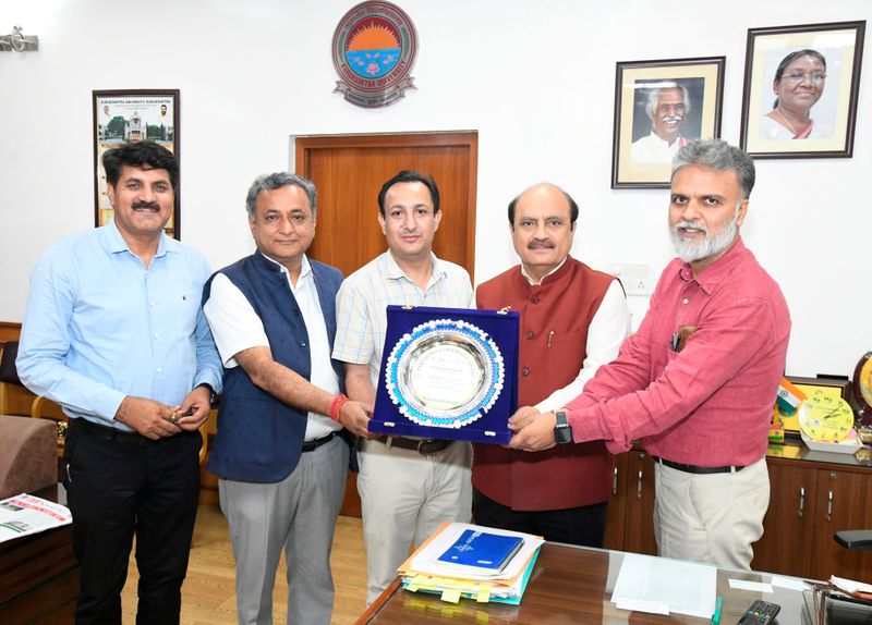 Kurukshetra University gets Environment Champion Award