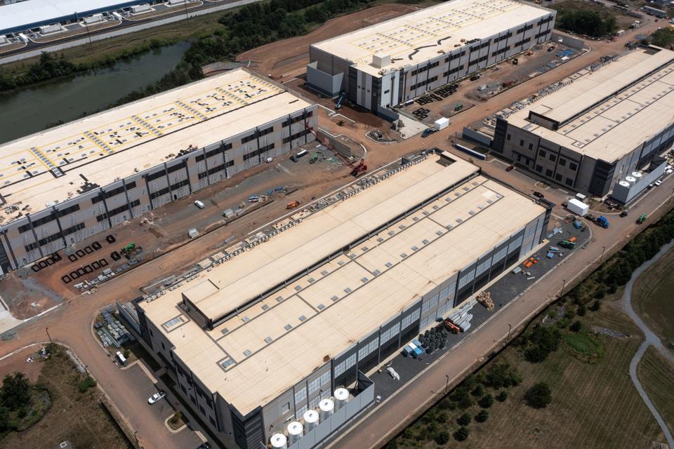 Major Cluster Of Data Centers Inhabit Northern Virginia