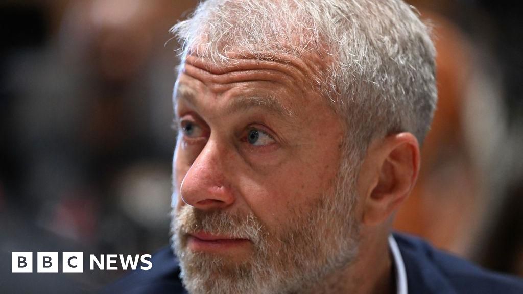 UK threatens to sue Abramovich over Chelsea sale