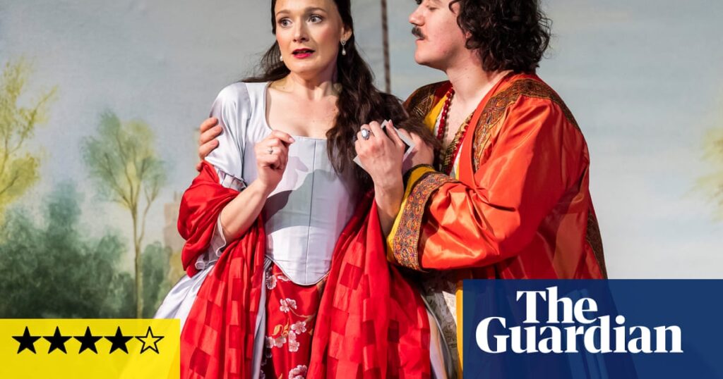Così Fan Tutte review – country house remix offers fresh farce and energy | Opera