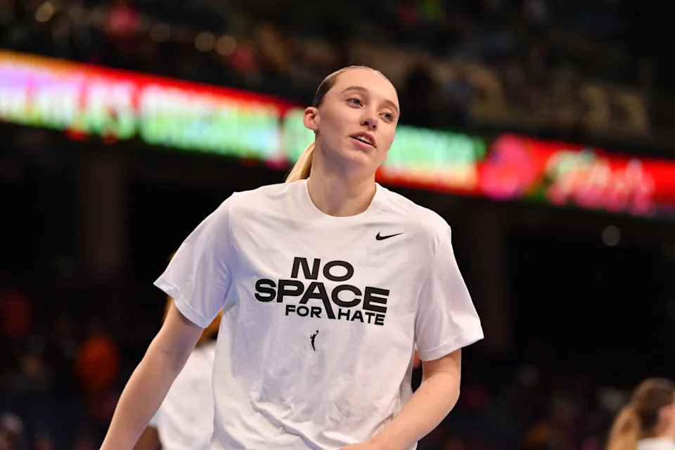 Dallas Wings guard Paige Bueckers (5) warms up prior to a game against the Chicago Sky at the Wintrust Arena. Mandatory Credit&colon; Patrick Gorski-Imagn Images