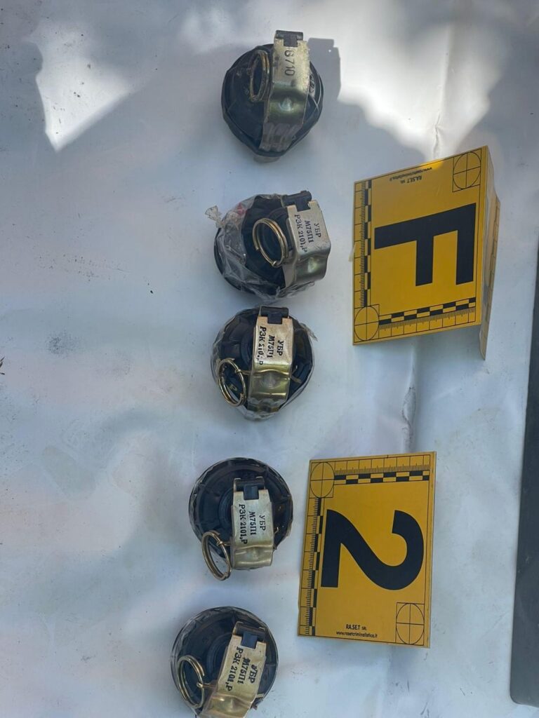 Kosovo Police seizes armament of Serb groups in the municipality of Zvecan where they were struck in a horses