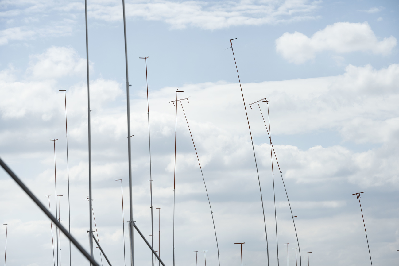 Building guide posts.