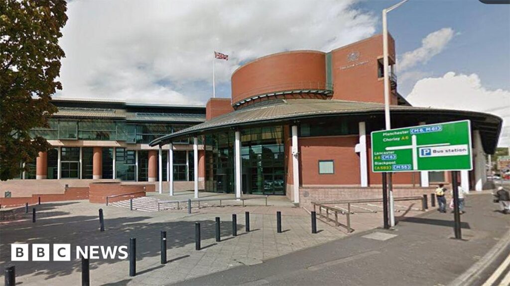 Home Office worker granted asylum applications for cash