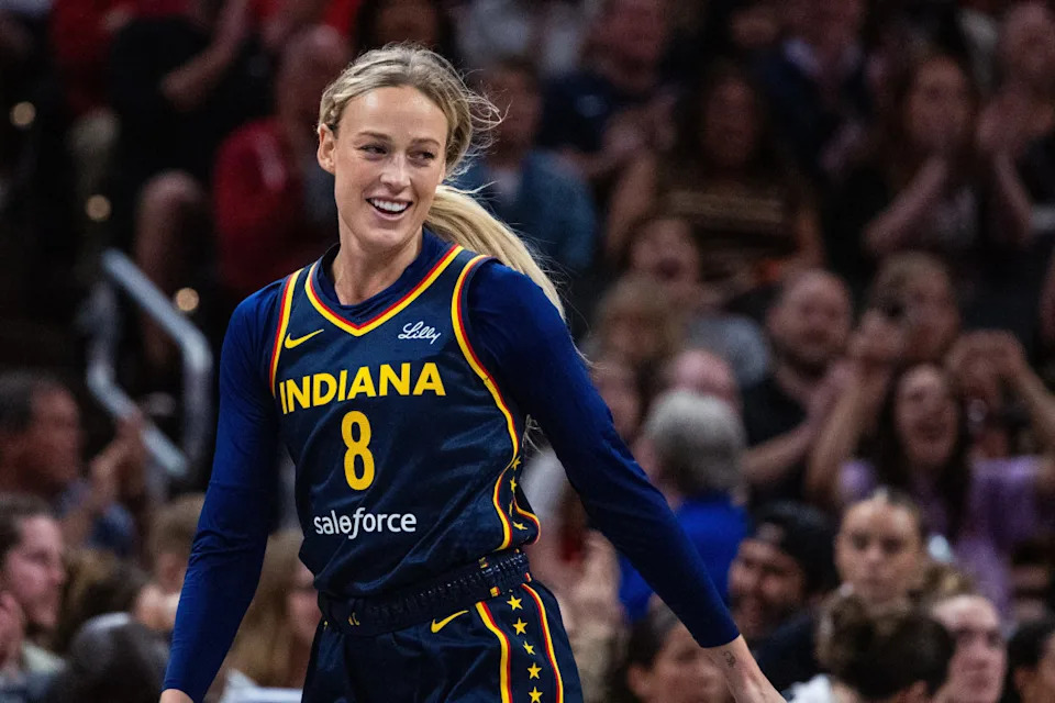 Indiana Fever guard Sophie Cunningham (8).© Trevor Ruszkowski-Imagn Images