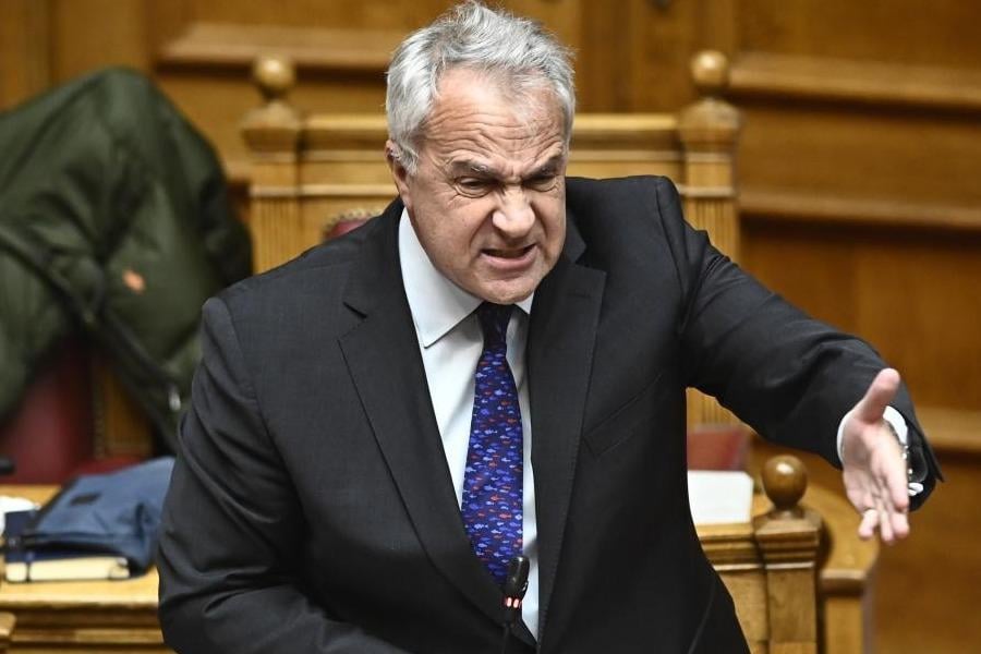 Makis Voridis resigned and 4 deputy ministers for OPEKEPE