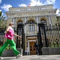 As Trump mulls sanctions, Russia's military economy slows | National