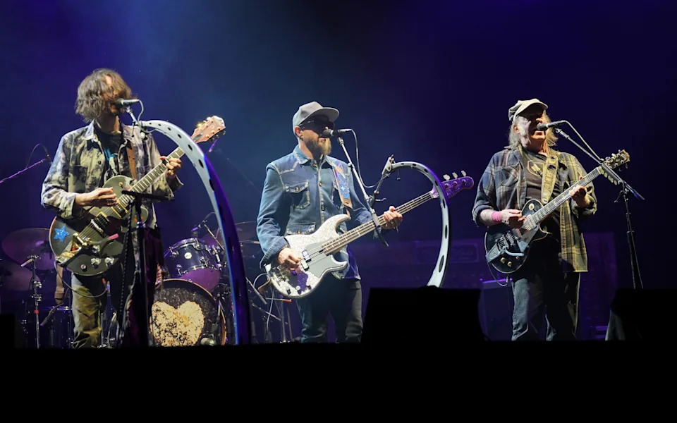 There were no pre-recorded backing tracks that are so common in modern live productions