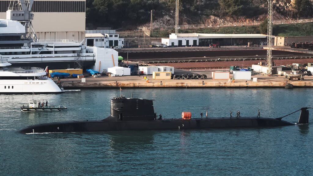 Neither diesel nor nuclear powered: the submarine with AIP-BEST technology practically invisible that can last a month underwater
