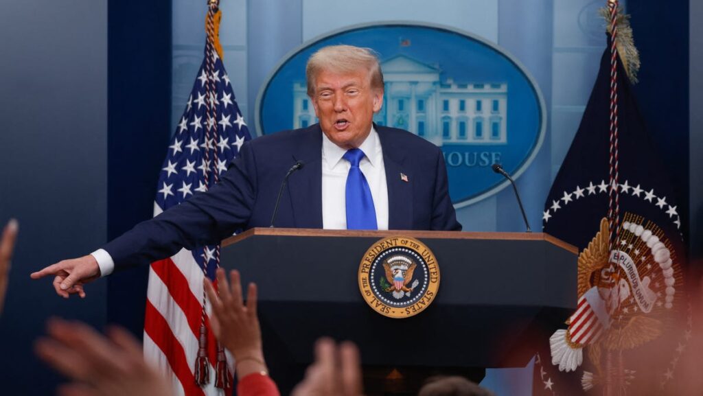 Trump approval rating sinks as polls show Americans’ empathy Trump approval rating sinks as polls show Americans' empathy