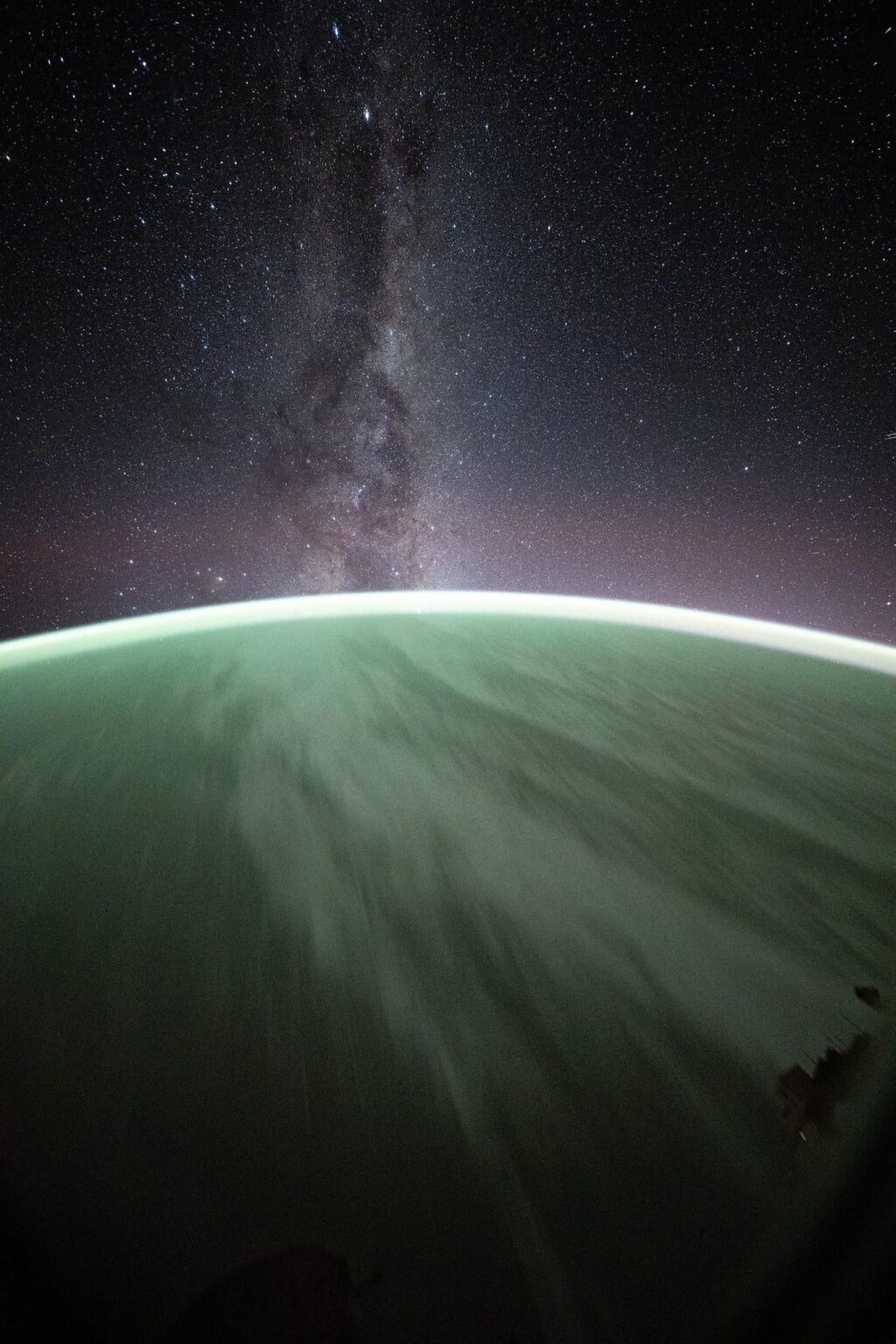 Milky Way above the Pacific Ocean