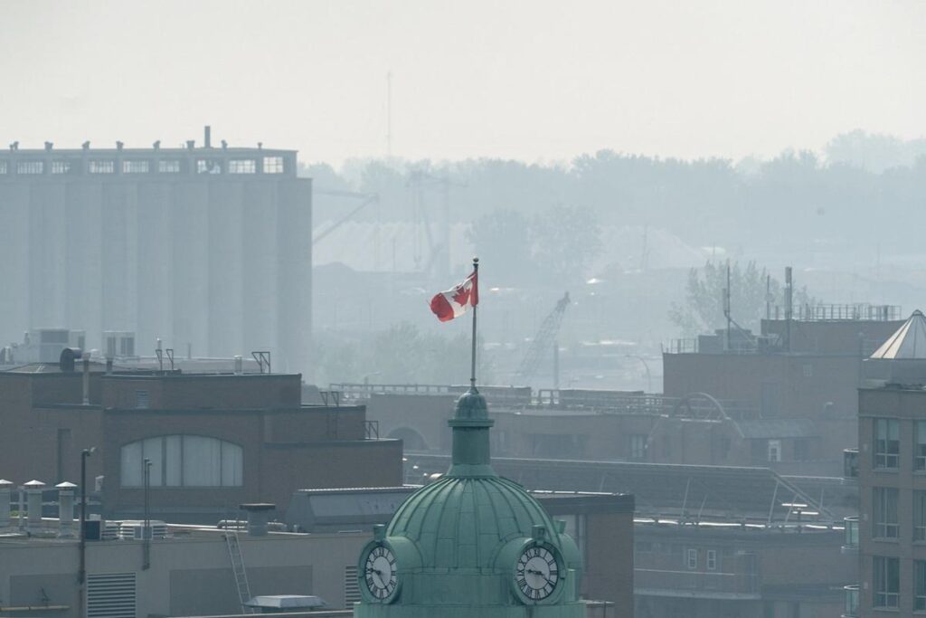 Much of Ontario remains under smoke warnings amid wildfires: Environment Canada