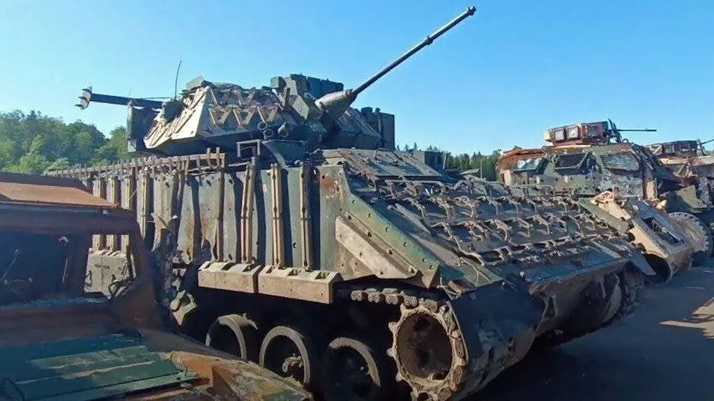 An intriguing photo has emerged of an M2 Bradley infantry fighting vehicle (IFV) captured by Russia and fitted with a Russian-made 30mm cannon in place of the vehicle’s original Bushmaster M242 25mm automatic cannon. Whether the installation is intended for operational use, or for trials, or for some other purpose, is unclear, but it is the latest in a long line of unorthodox modifications to armored vehicles that have appeared since the start of the war in Ukraine.