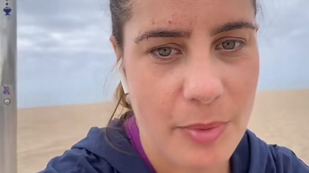 An American moves to Spain and points out the part of their culture no one talks about: “There’s so much more beneath the surface”