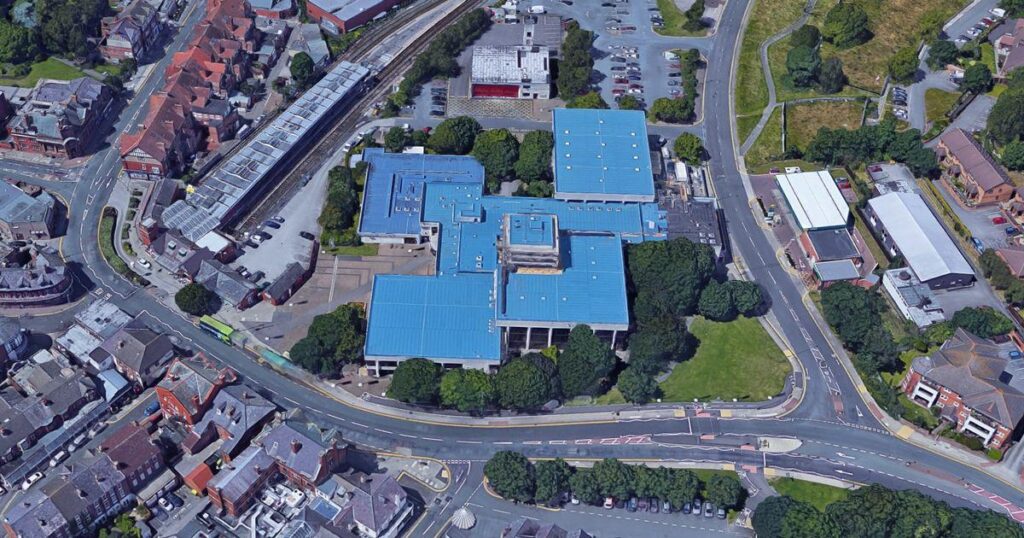 Young women 'felt too uncomfortable' to use Wirral swimming pool because 'people could see in'