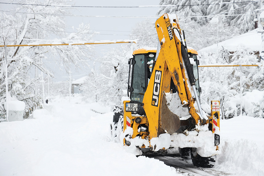 Clearing the roads. Source: Ozurgeti City Hall