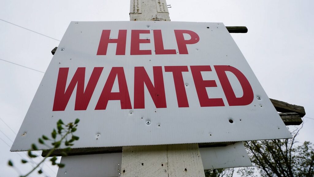 New York private sector jobs up 7,500 in May, report says jobs