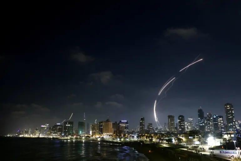 Iran responds to air raids with over -the -top launchers against Israel