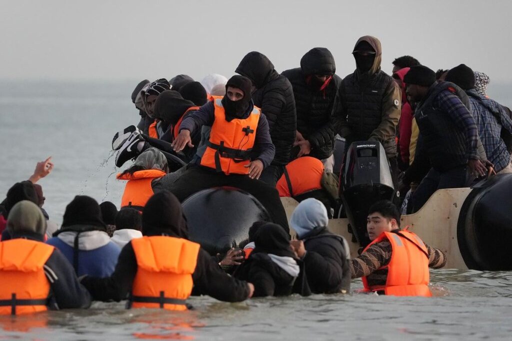 Starmer to cut visas for countries who fail to sign return agreements for illegal migrants