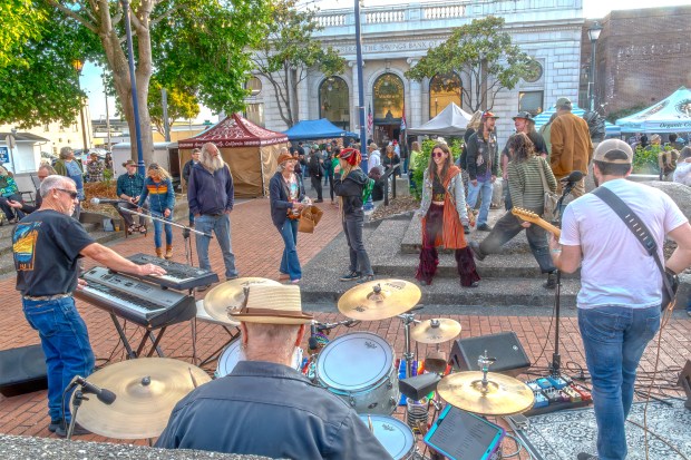 Bando Loko plays to a large crowd gathered at Clarke...