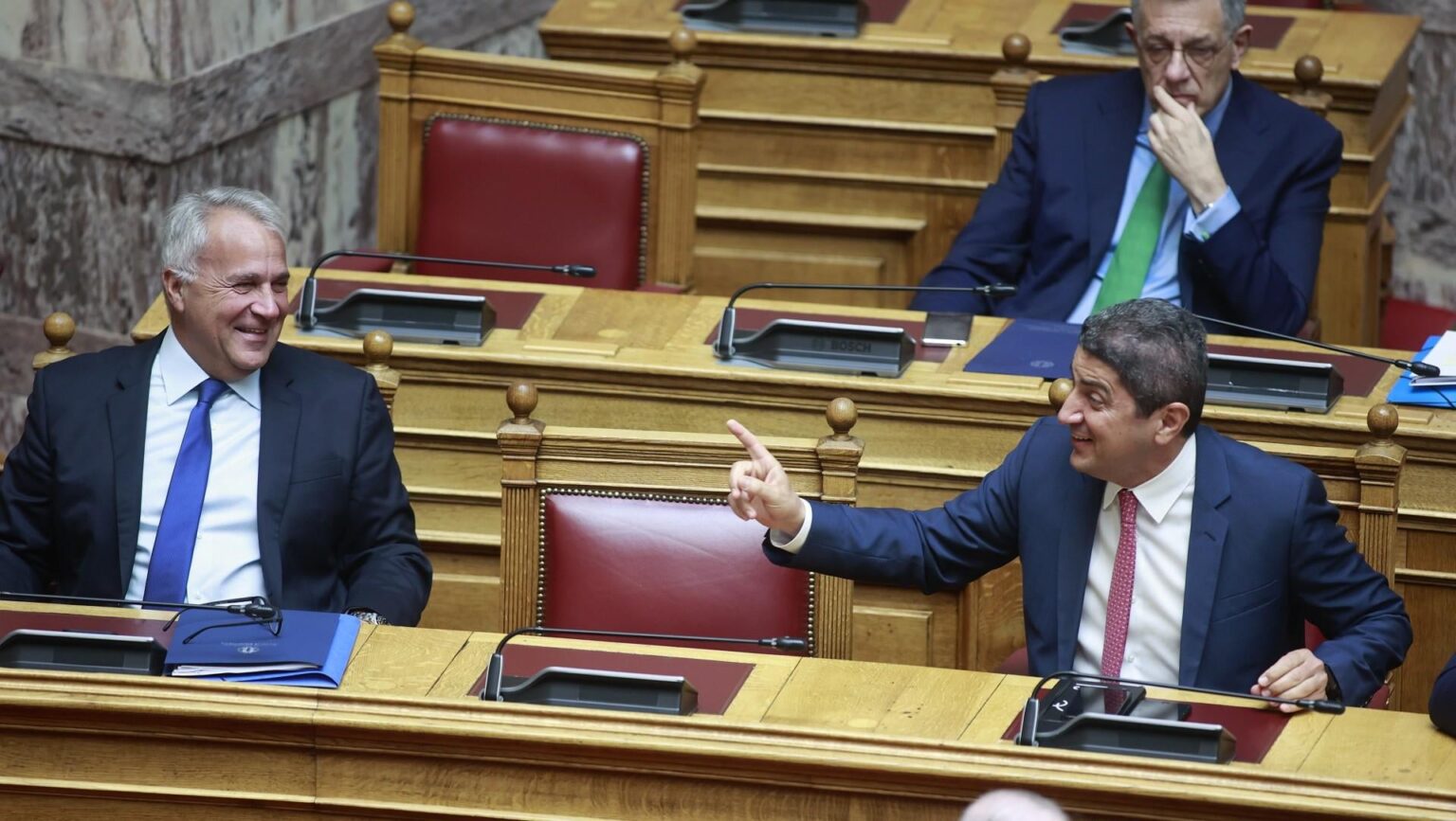 OPEKEPE - Rapid Developments: To Before Voridis, Avgenaki, Migration Migration Theme - 6 MPs in the case file | topontiki.gr