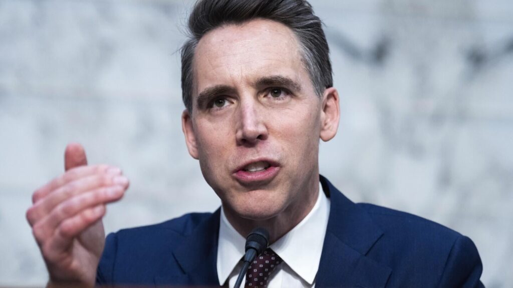 Senators Fear ‘Dystopian’ Future as Bankrupt 23andMe Prepares to Sell Itself