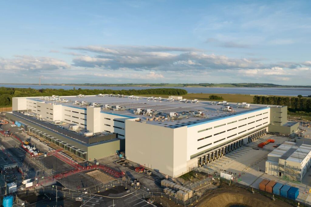 Amazon’s new UK warehouses to hire thousands as Starmer hails ‘win’ for Britain