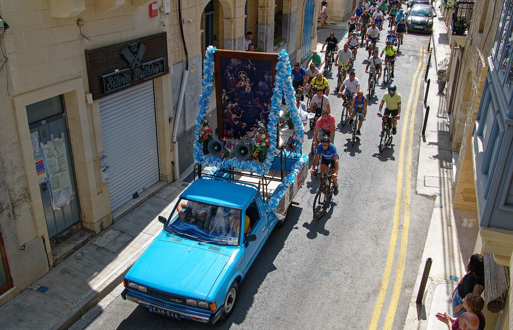 Żabbar Bicycle Pilgrimage. Photo: Christian Formosa via Wikimedia Commons CC by SA