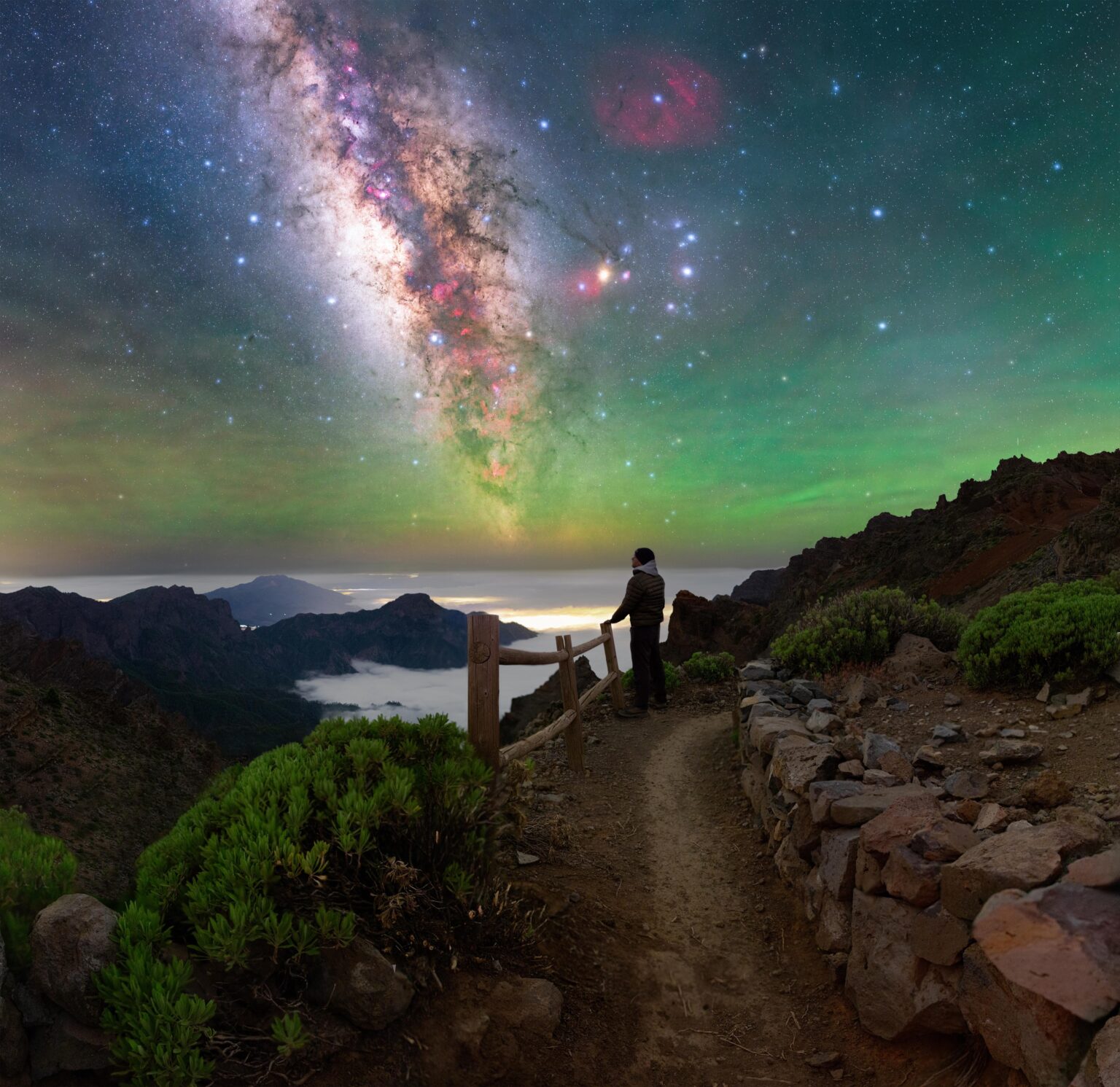 I captured this glowing Milky Way and vivid airglow over La Palma during a sleepless night under the stars