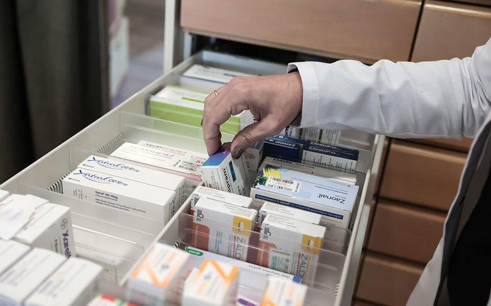 EOPYY: From today 139,000 patients can take their medicines at home
