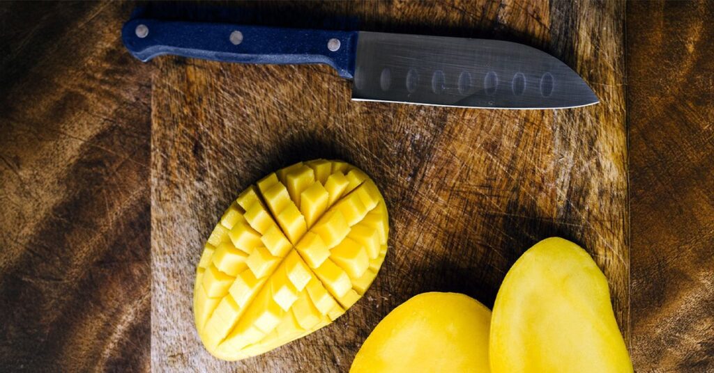 A mango a day may lower blood pressure, cholesterol