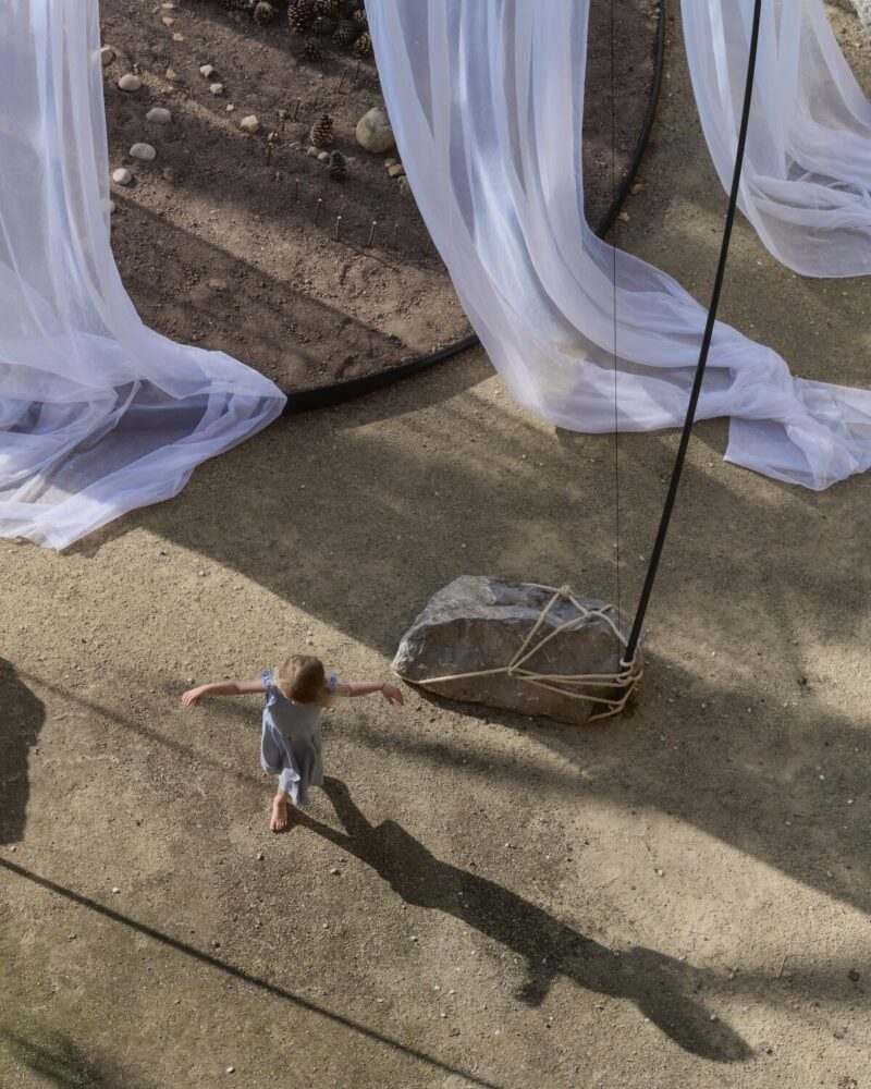 the structure's apparent fragility reinforces its responsiveness to context