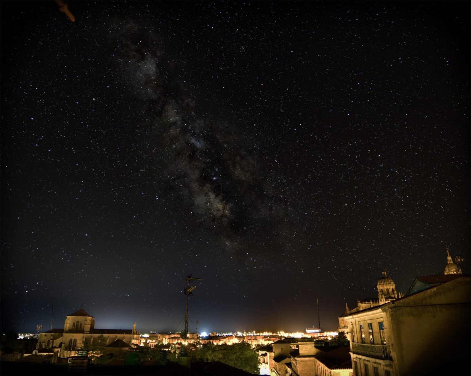 "The Milky Way Upper Salamanca" cloud: a photograph I made last night