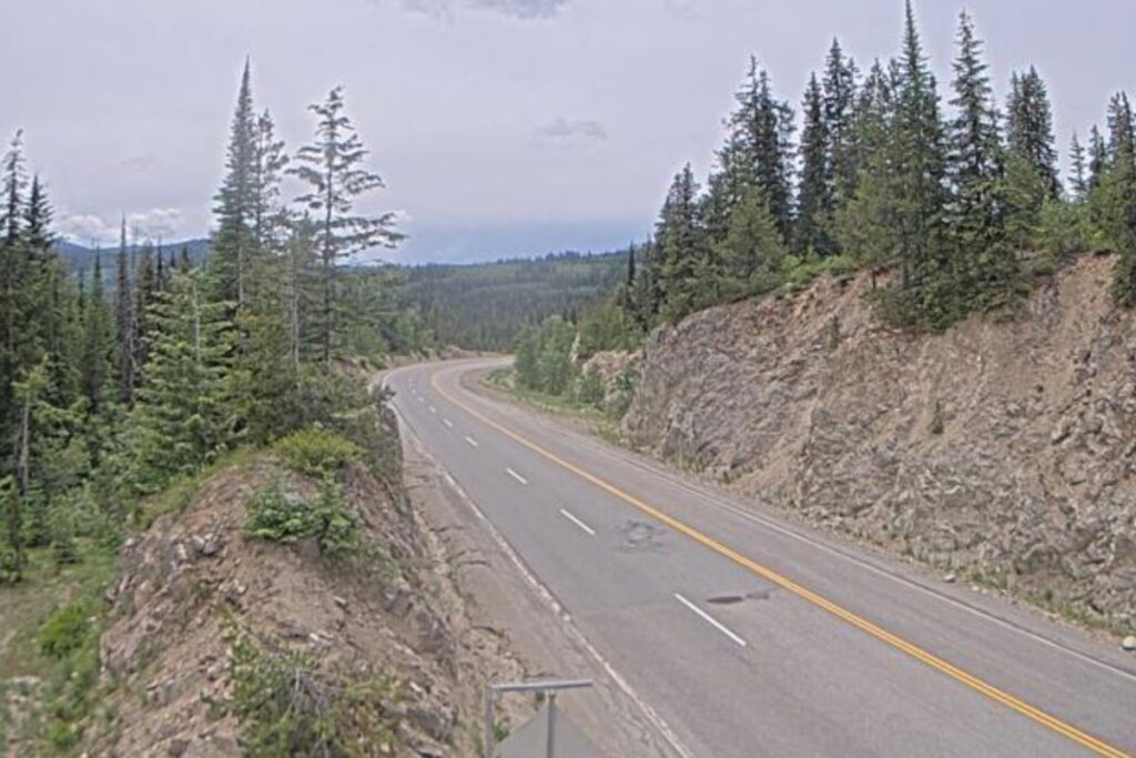 Chance for snow on Paulson Summit, Kootenay Pass: Environment Canada